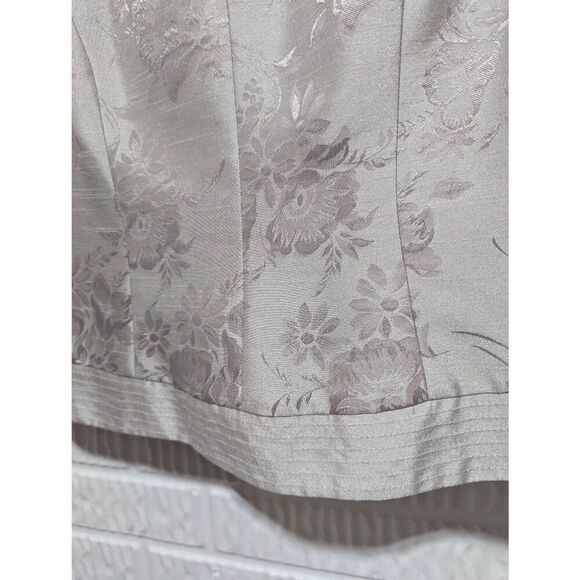 Willow Glenn Women's Silk Beige 3-Piece Skirt Suit Foral Pattern Jacket Set Size - Picture 8 of 10